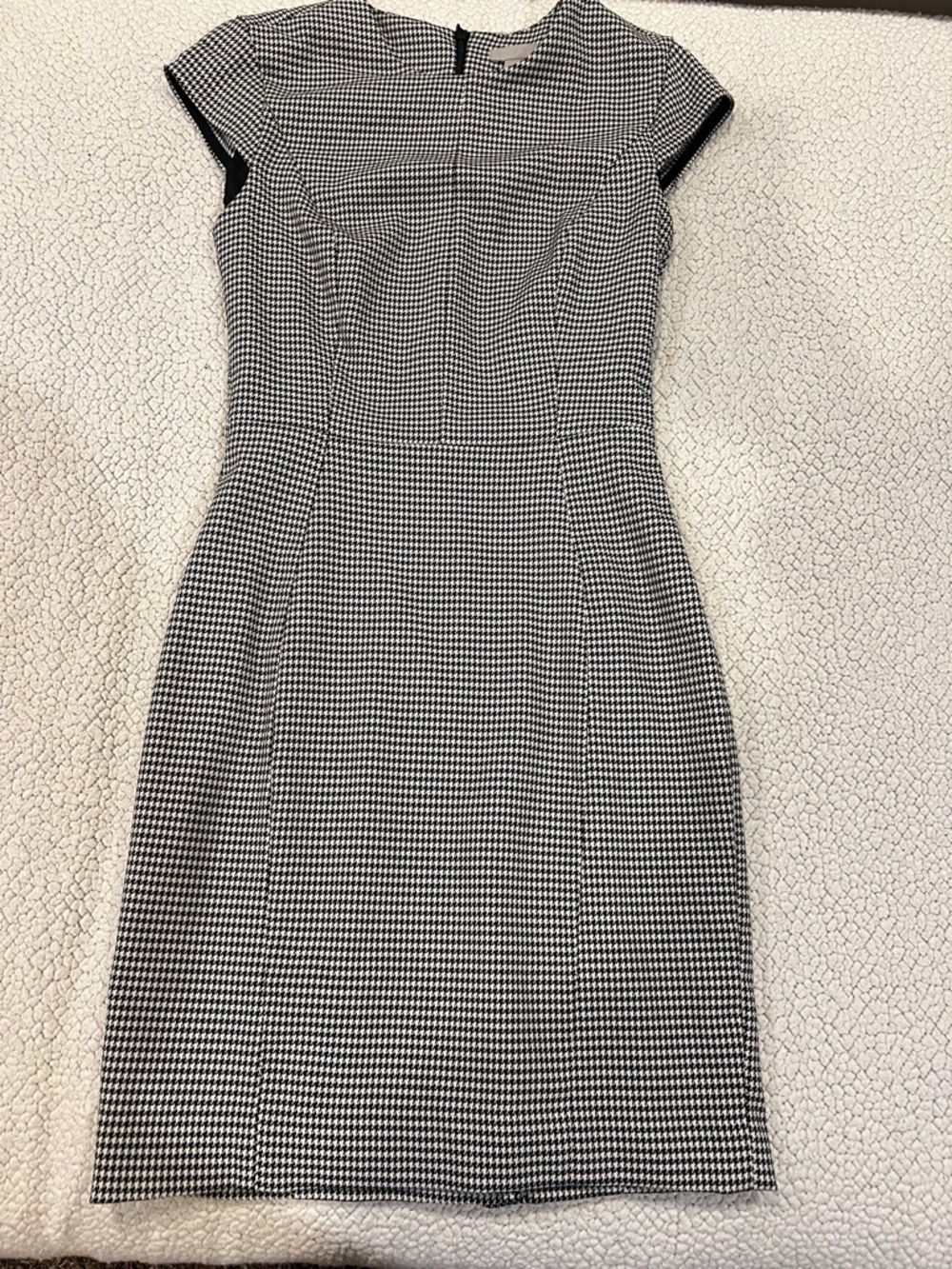 H&M Black and White Houndstooth Midi Sheath Dress